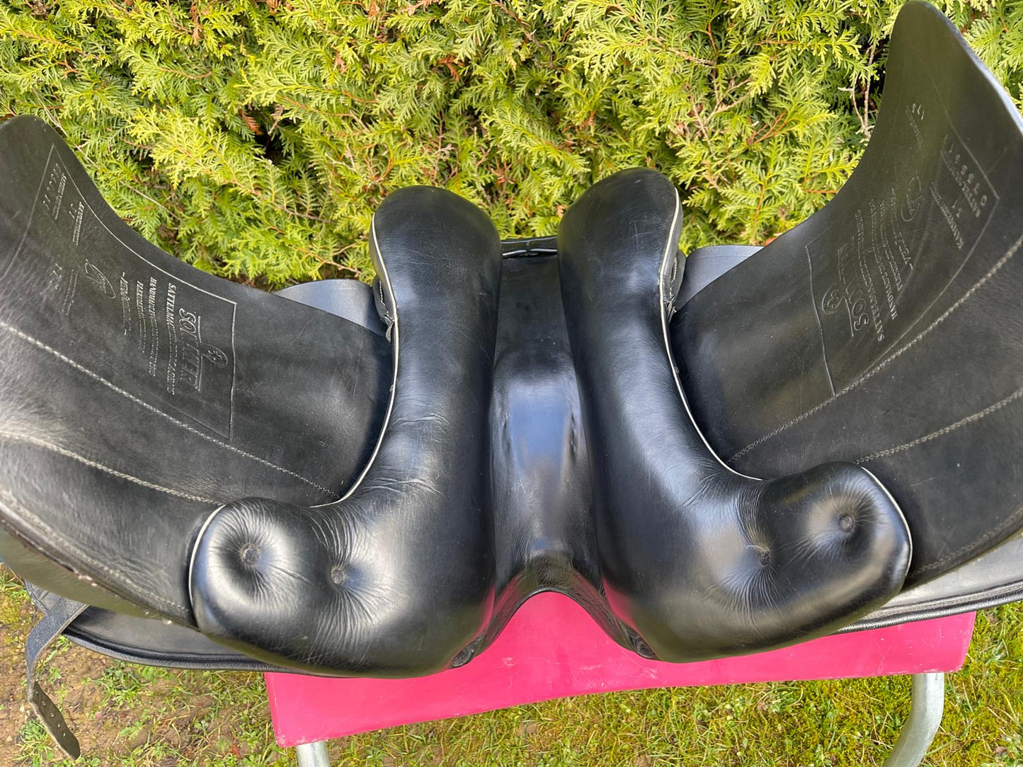 Sommer Opus Dressur 17,5" schwarz  Dressursattel, Pferdesattel Shop