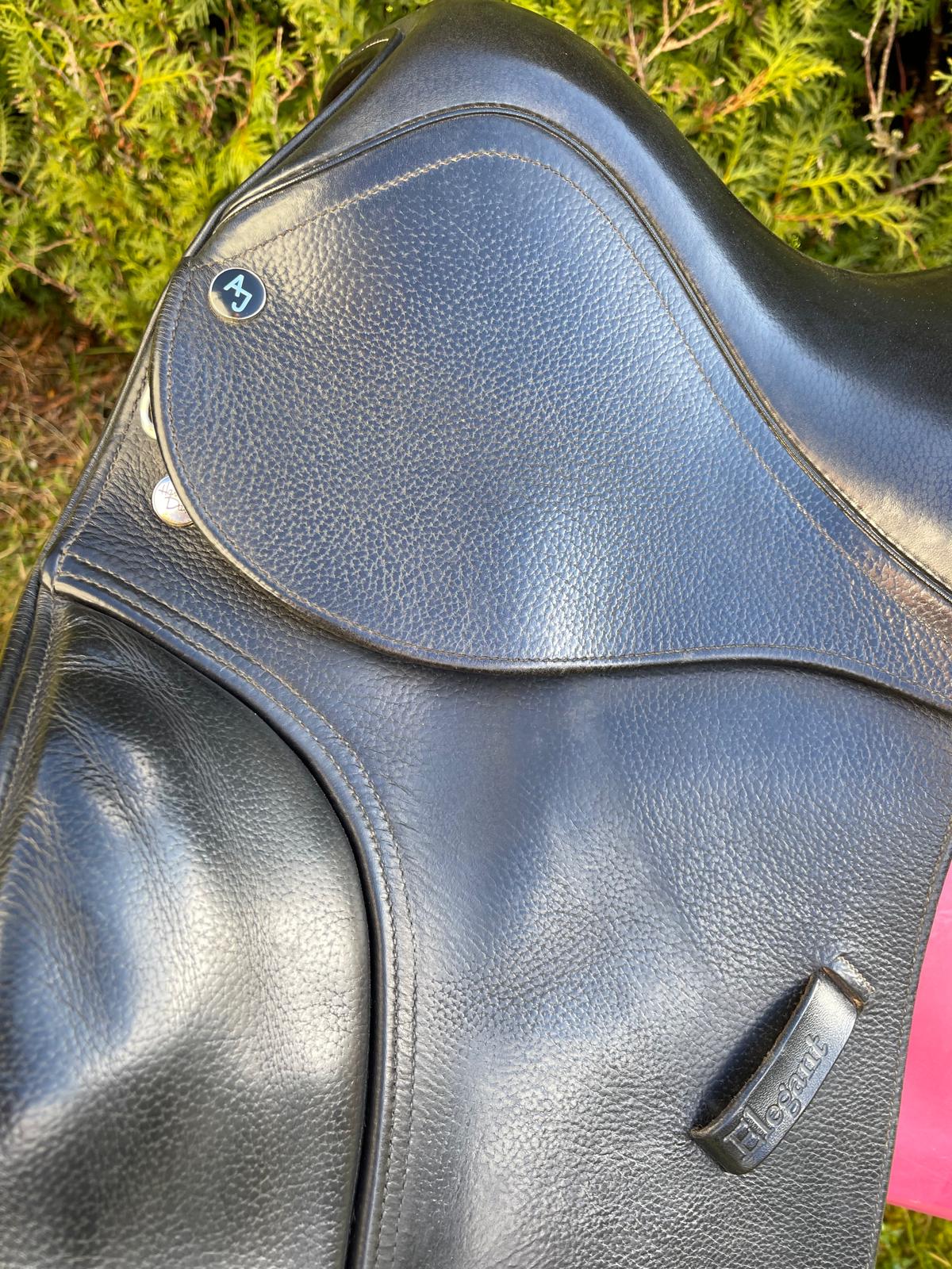 Anke Just by Harry Dabbs 17" Elegant Dressursattel, Pferdesattel Shop