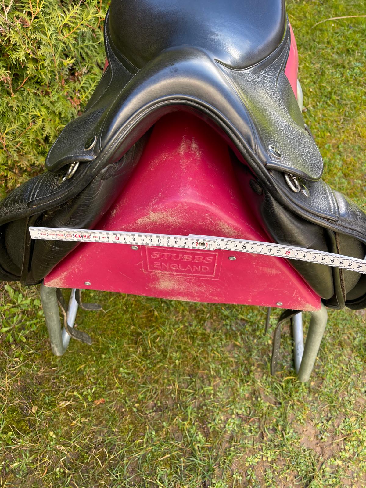 Anke Just by Harry Dabbs 17" Elegant Dressursattel, Pferdesattel Shop