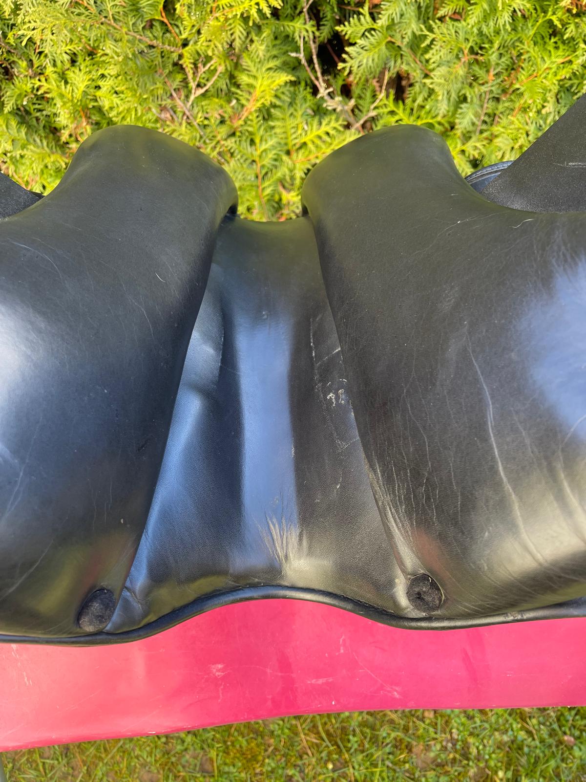 Anke Just by Harry Dabbs 17" Elegant Dressursattel, Pferdesattel Shop