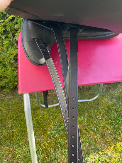 Sommer Novalis  "Galaxy 999"  17" schwarz [NEU], Pferdesattel Shop