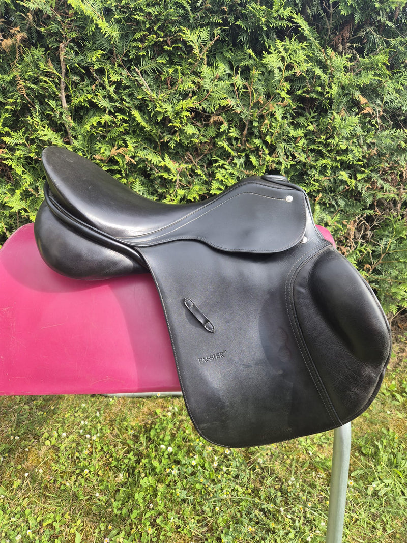 Passier Avior 17,5" schwarz Springsattel