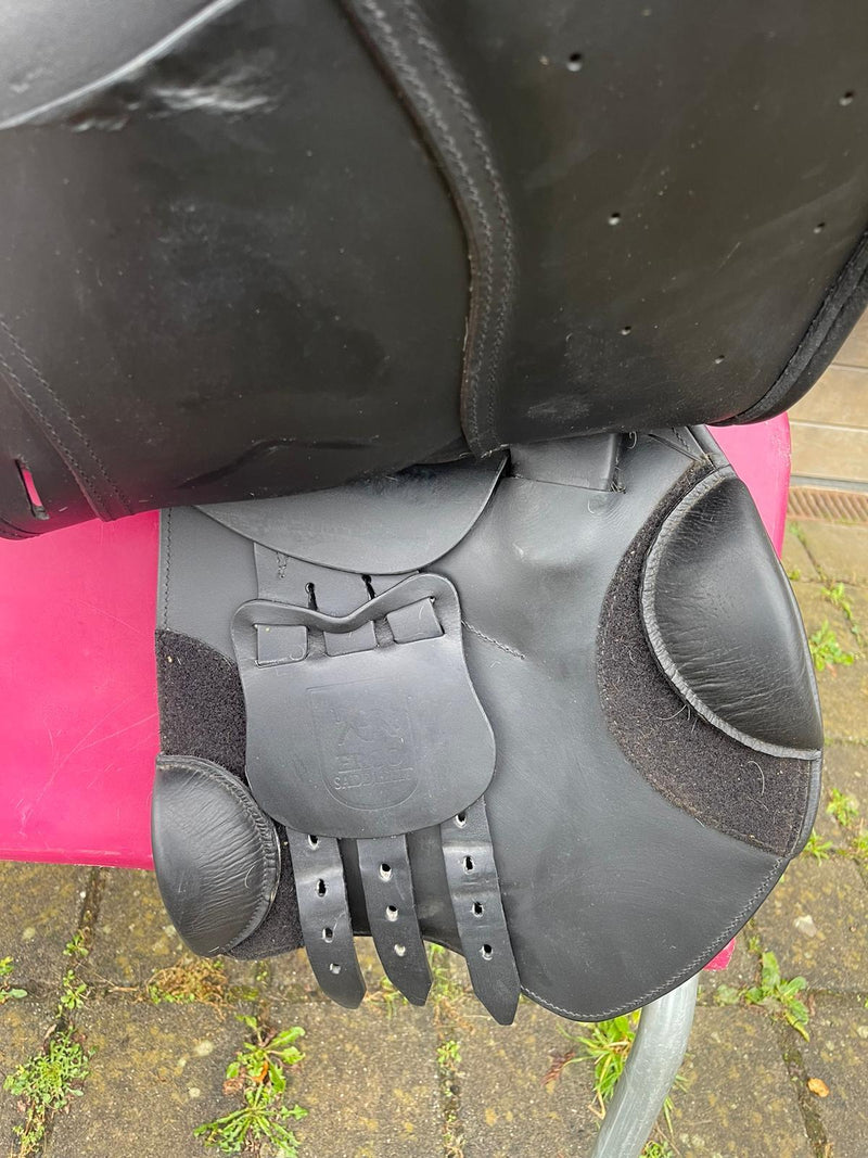 Schleese Jive 17" schwarz Springsattel