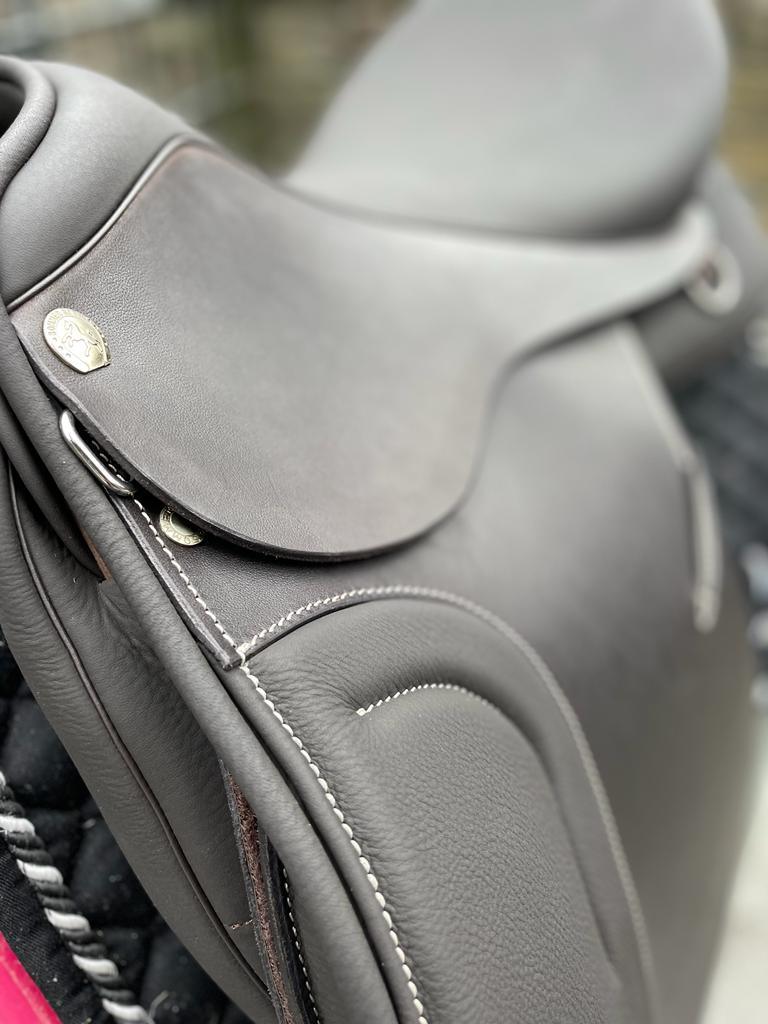 Sommer Opus Dressur  18" Mocca [NEU]