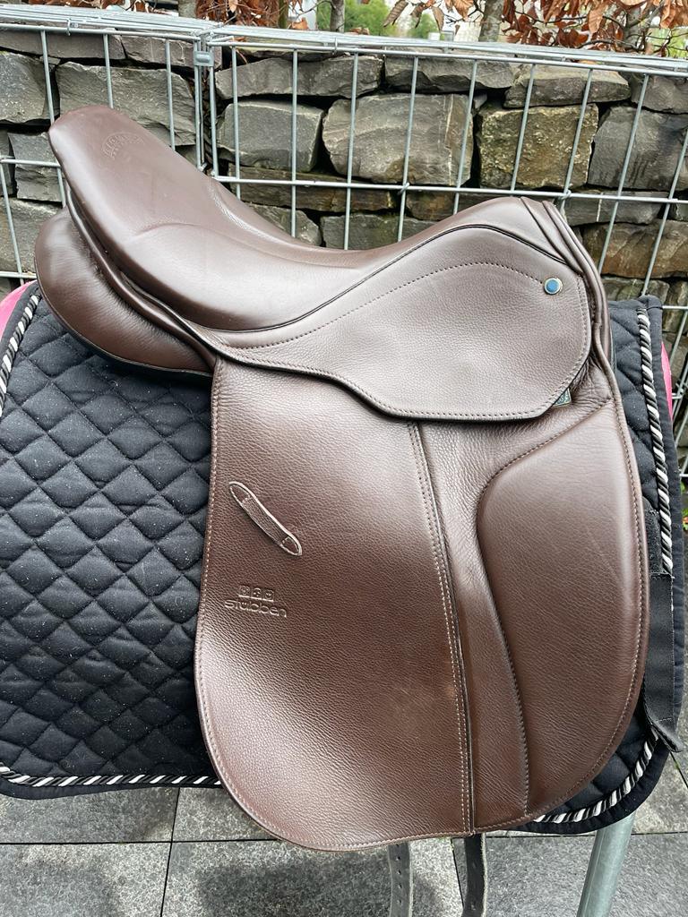 Stübben Avalon 17" Mocca Dressursattel